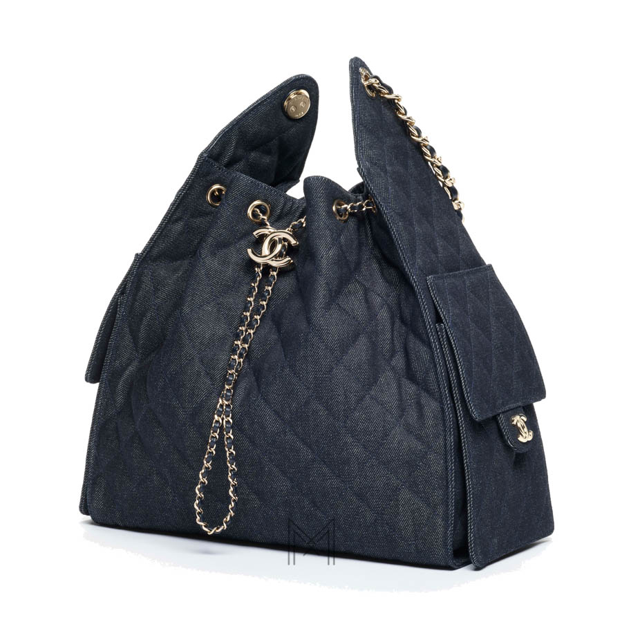Túi dây rút Chanel Pre-Collection Xuân Hè màu xanh denim MCN36 2026 Túi dây rút Chanel Pre-Collection Xuân Hè màu xanh denim MCN36 2026