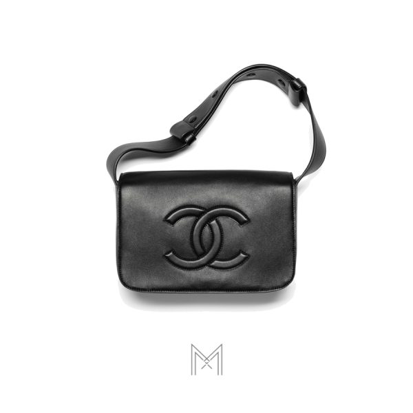Túi xách Chanel màu đen logo thêu nổi hàng hiệu authentic MCN34