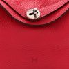 Túi xách Hermes Lindy màu đỏ da sần chính hãng MTH15 2026