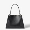 Túi xách Fendi Way Medium màu đen nội thất nâu MHH070 2026 Túi xách Fendi Way Medium màu đen nội thất nâu MHH070 2026