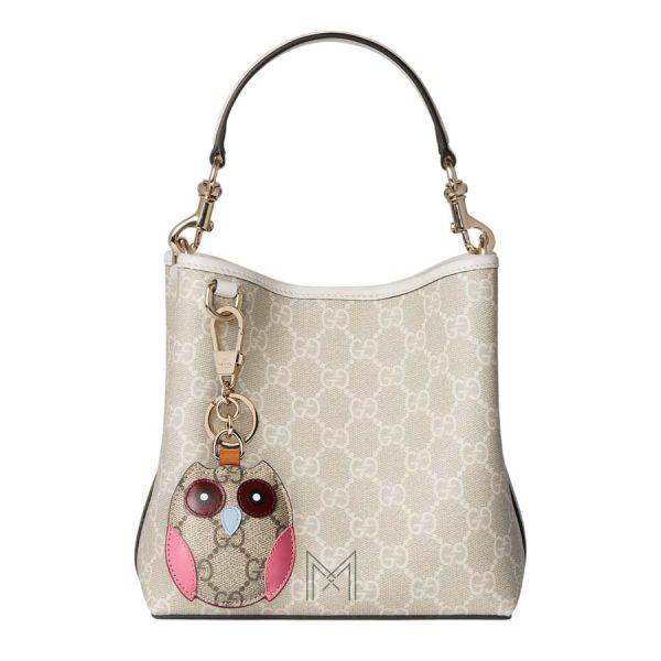 Túi xách đeo chéo mini Gucci Emblem màu be authentic MHTG184