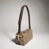 Túi xách mini Gucci Half Horsebit họa tiết monogram authentic MHTG055 2026 Túi xách mini Gucci Half Horsebit họa tiết monogram authentic MHTG055 2026