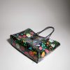 Túi xách tote Gucci Tribeca màu đen họa tiết hoa authentic MHTG179 2026