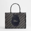Túi Xách Đeo Chéo Medium Dior Book Tote Blue Dior Oblique Jacquard JJT268 2026 Túi Xách Đeo Chéo Medium Dior Book Tote Blue Dior Oblique Jacquard JJT268 2026