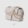 Túi xách đeo chéo Gucci Marmont màu trắng dây xích vàng authentic MHTG111 2026 Túi xách đeo chéo Gucci Marmont màu trắng dây xích vàng authentic MHTG111 2026