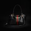 Túi xách Gucci Paparazzo màu đen khóa vàng chính hãng MHTG145 2026 Túi xách Gucci Paparazzo màu đen khóa vàng chính hãng MHTG145 2026