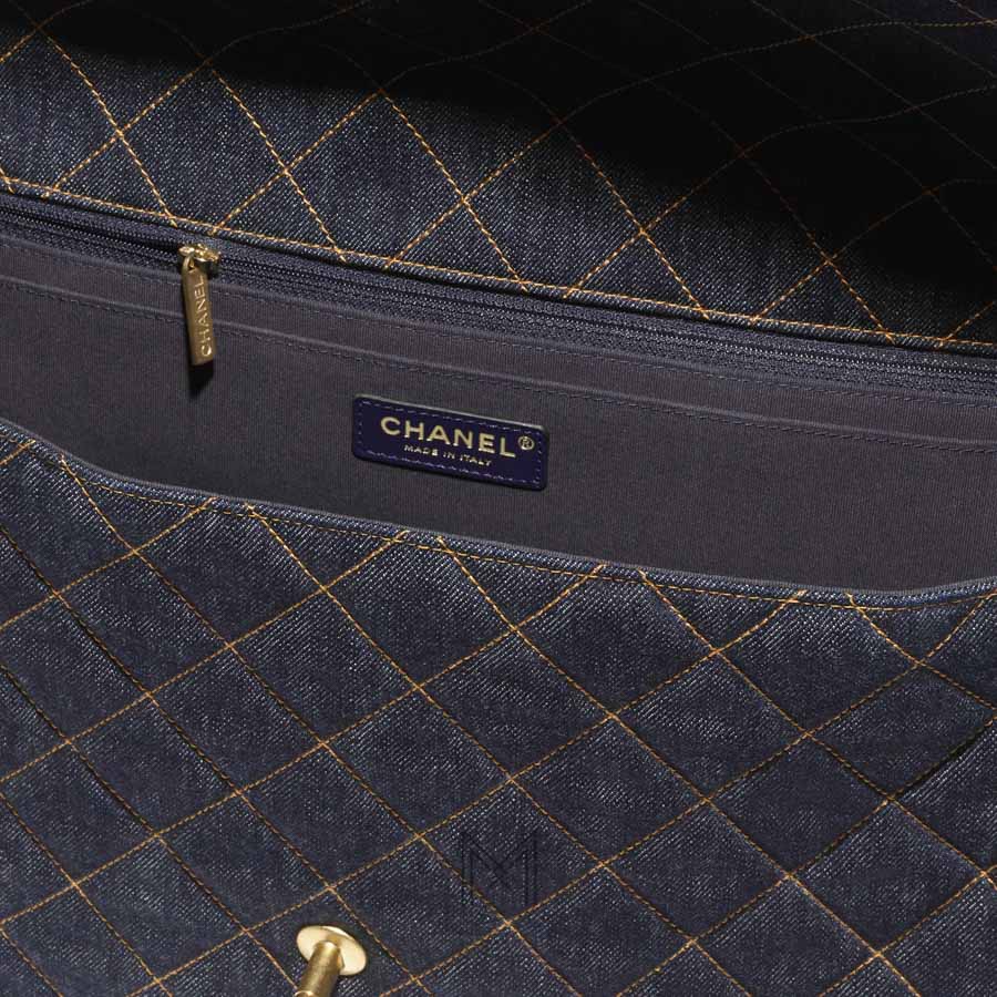 Túi xách đeo chéo Chanel màu xanh denim chính hãng MCN64 2026 Túi xách đeo chéo Chanel màu xanh denim chính hãng MCN64 2026