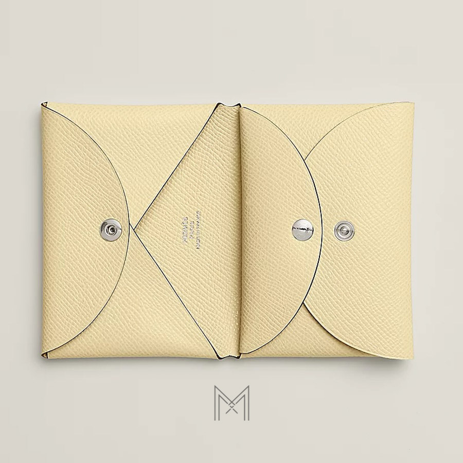 Ví đựng thẻ Hermes Calvi Duo Compact màu vàng nhạt Vanille MVH78 2026 Ví đựng thẻ Hermes Calvi Duo Compact màu vàng nhạt Vanille MVH78 2026