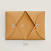 Ví ngắn Hermes Calvi màu vàng da sần authentic MVH97 2026 Ví ngắn Hermes Calvi màu vàng da sần authentic MVH97 2026