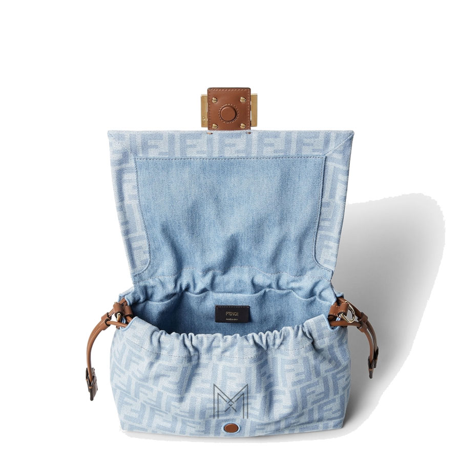 Túi xách Fendi Mamma Baguette Medium màu xanh hoạ tiết FF MHH055 2026 Túi xách Fendi Mamma Baguette Medium màu xanh hoạ tiết FF MHH055 2026