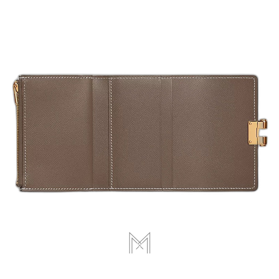 Ví ngắn Hermes nắp gập Charniere Compact màu nâu da bê Madame MVH34 2026 Ví ngắn Hermes nắp gập Charniere Compact màu nâu da bê Madame MVH34 2026