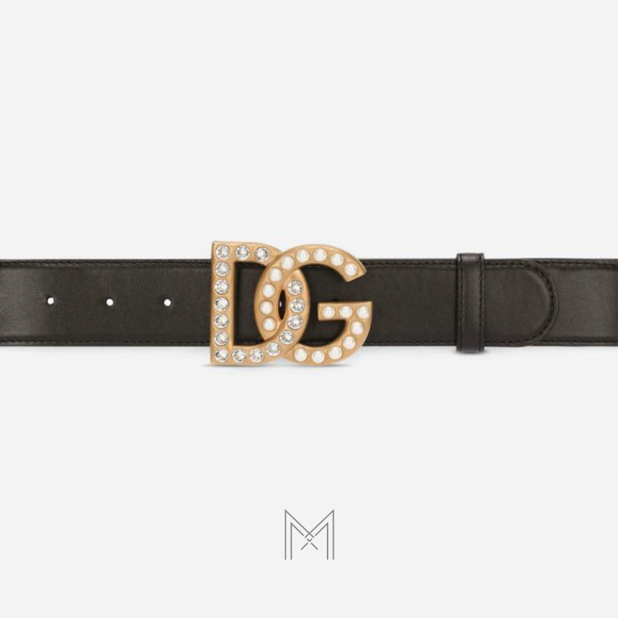 Thắt lưng Dolce Gabbana Calfskin belt with bejeweled logo BE1576AQ3398S574 TTLD040 2026 Thắt lưng Dolce Gabbana Calfskin belt with bejeweled logo BE1576AQ3398S574 TTLD040